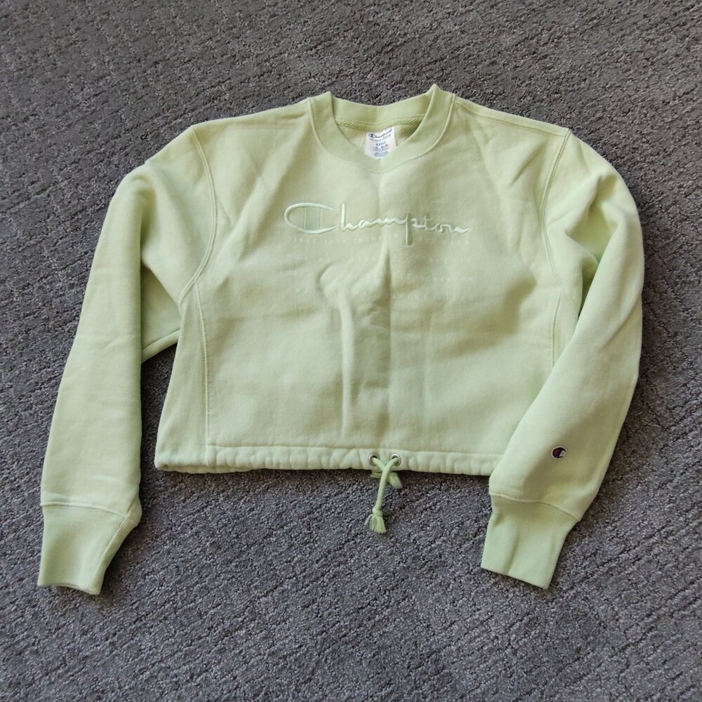 Baby green Champion cropped sweater